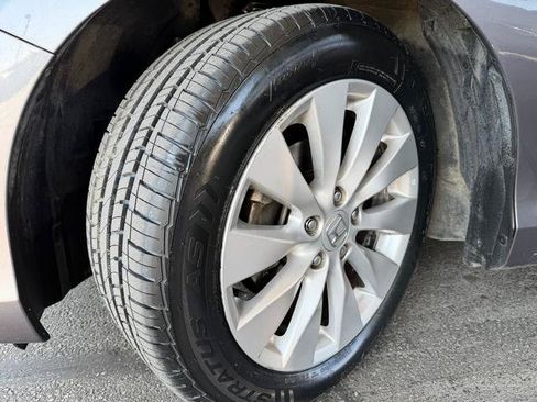 Used 2015 Honda Accord EX-L image 7