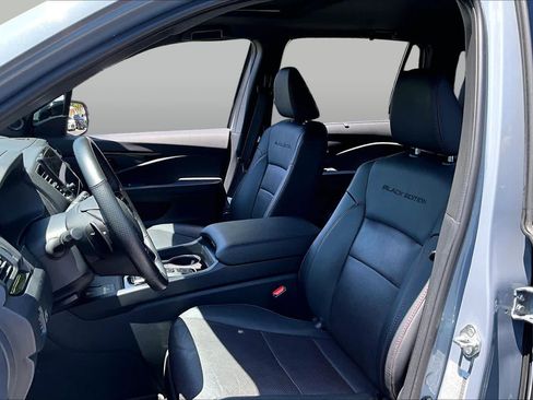 Certified 2024 Honda Passport Black Edition image 8