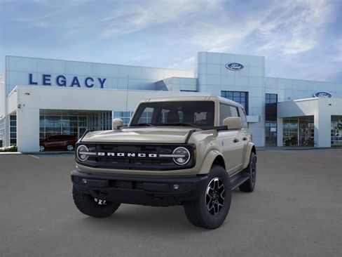 New 2026 Ford Bronco Outer Banks AWD/4WD image 2