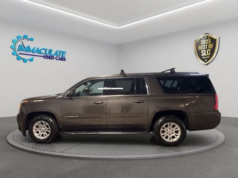 Used 2020 GMC Yukon XL SLT AWD/4WD image 2