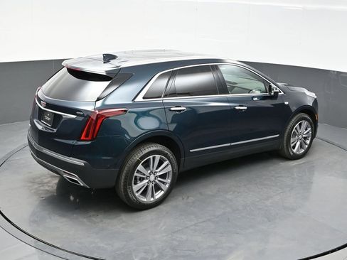 New 2025 Cadillac XT5 Premium Luxury w/ Technology Package AWD/4WD image 31