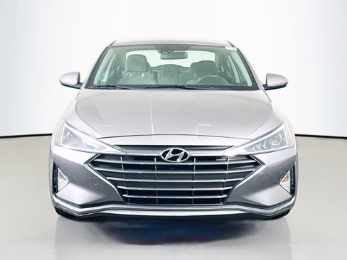 Used 2020 Hyundai Elantra SEL FWD image 2