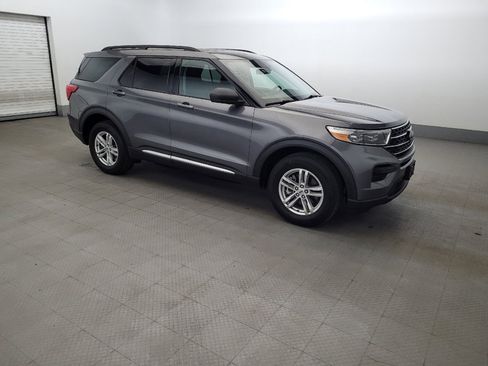 Used 2021 Ford Explorer XLT AWD/4WD image 11