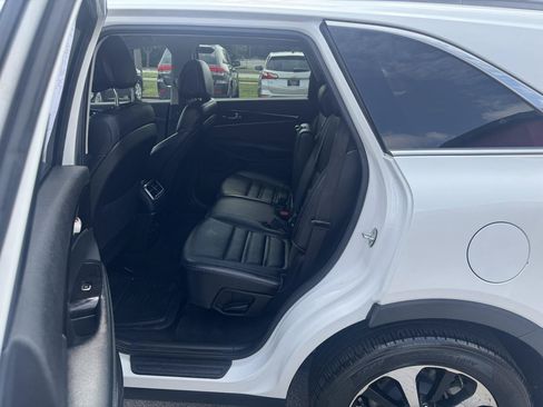 Used 2016 Kia Sorento EX AWD/4WD image 11