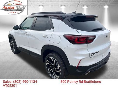 New 2026 Chevrolet TrailBlazer RS w/ Convenience Package AWD/4WD image 3