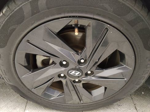 Used 2021 Hyundai Elantra SEL w/ Convenience Package FWD image 31