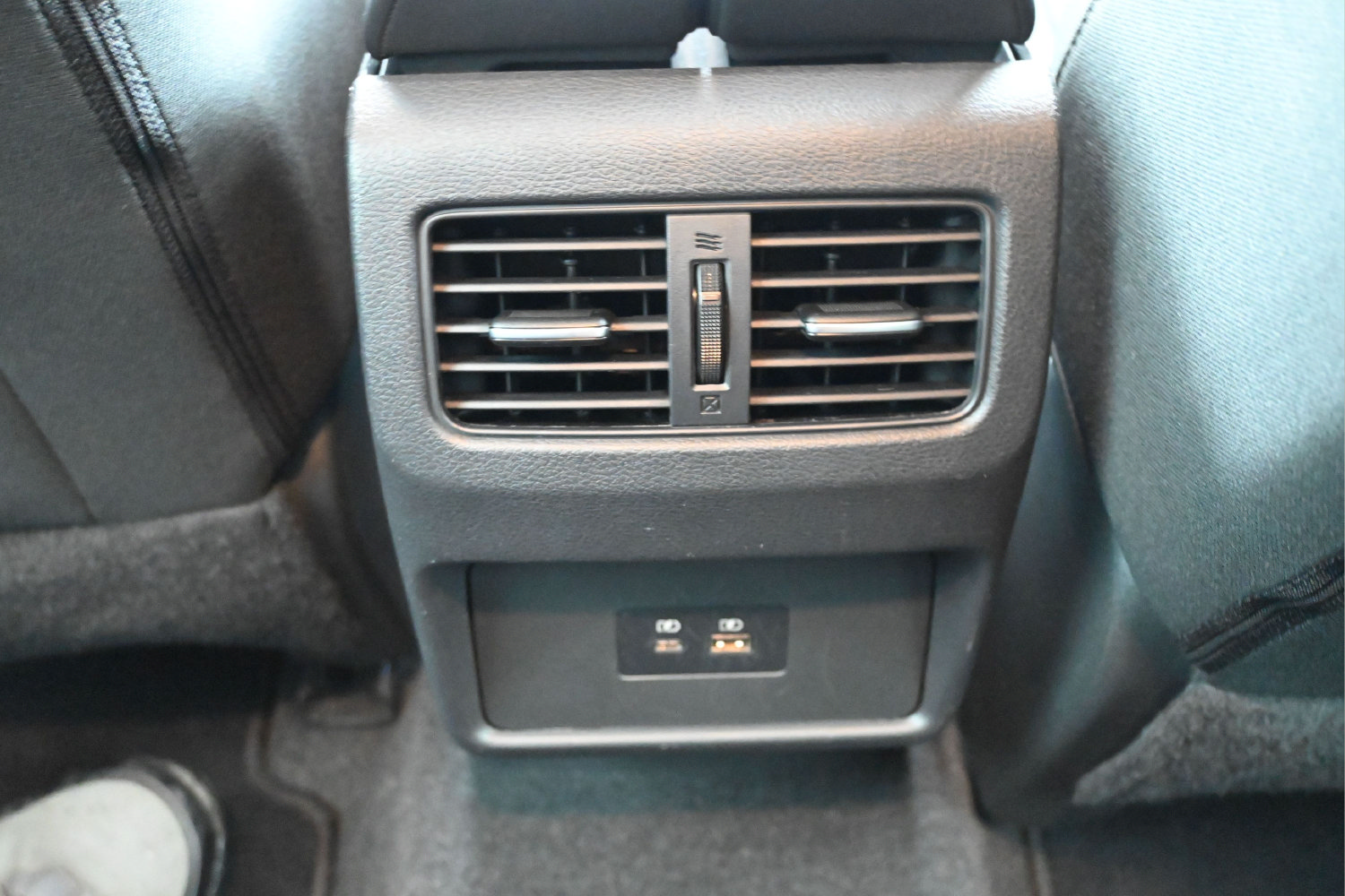 Used 2021 Nissan Rogue SV AWD/4WD image 8
