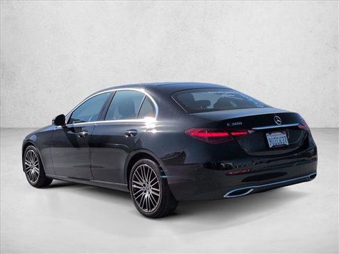 Used 2025 Mercedes-Benz C 300 4MATIC Sedan image 7