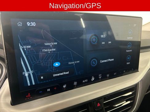 Used 2024 Ford Escape Platinum image 4