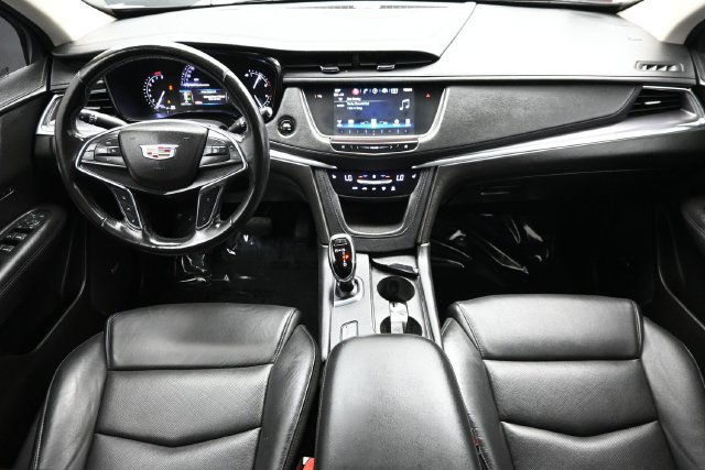 Used 2019 Cadillac XT5 Luxury FWD image 11