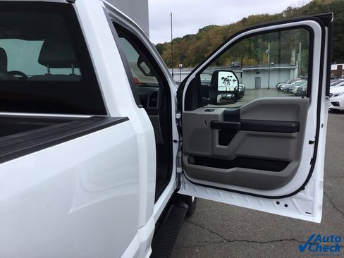 Used 2022 Ford F350 XL w/ Power Equipment Group image 32