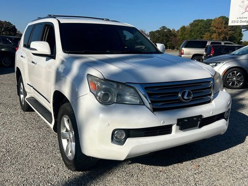 Used 2013 Lexus GX 460 image 3