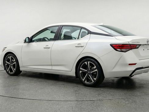 Used 2025 Nissan Sentra SV FWD image 6