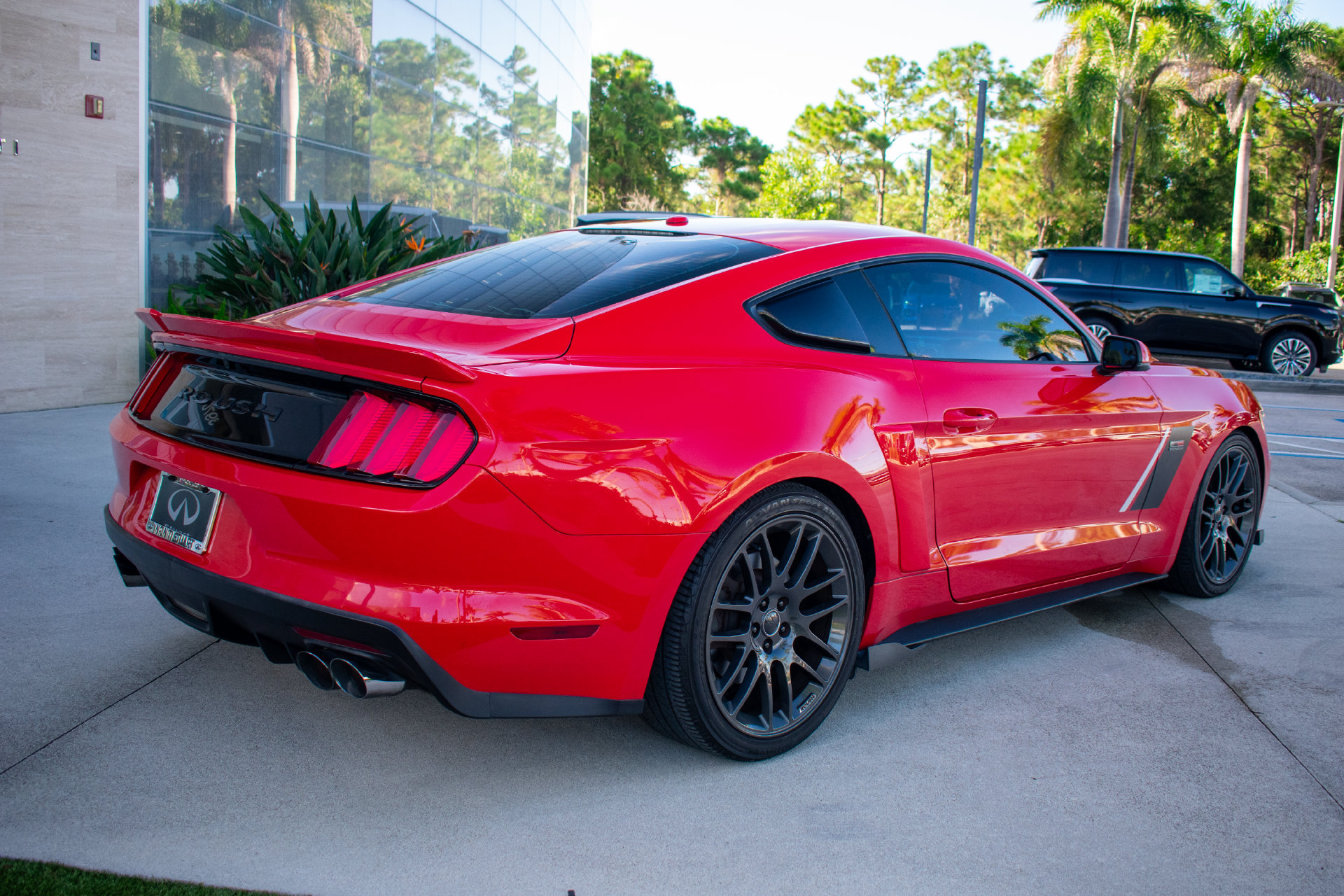 Used 2015 Ford Mustang GT RWD image 10