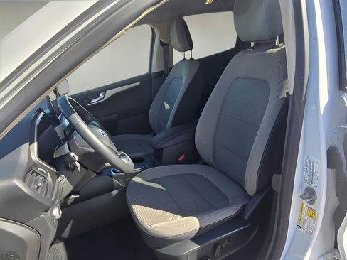 Used 2020 Ford Escape SE Sport image 13