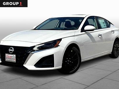 New 2025 Nissan Altima 2.5 SV