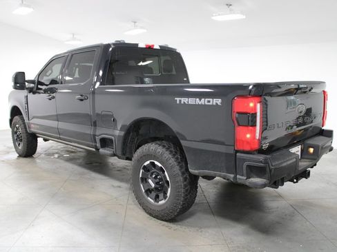 Used 2024 Ford F250 Lariat w/ Lariat Ultimate Package image 7