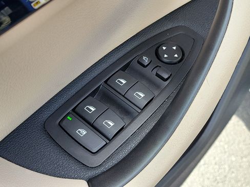 Used 2021 BMW X1 sDrive28i w/ Convenience Package FWD image 19