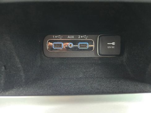 Used 2019 Jeep Grand Cherokee Altitude RWD image 32