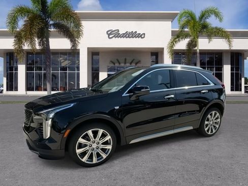 Certified 2023 Cadillac XT4 Premium Luxury FWD image 6