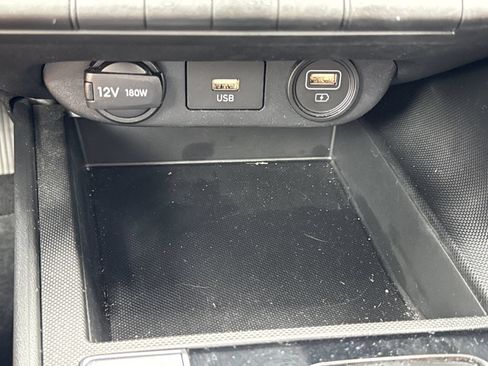 Used 2023 Hyundai Elantra SEL FWD image 23