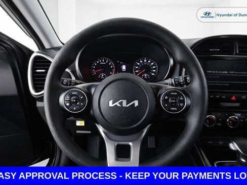 Used 2022 Kia Soul LX FWD image 12