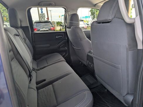 Used 2022 Nissan Frontier SV AWD/4WD image 20