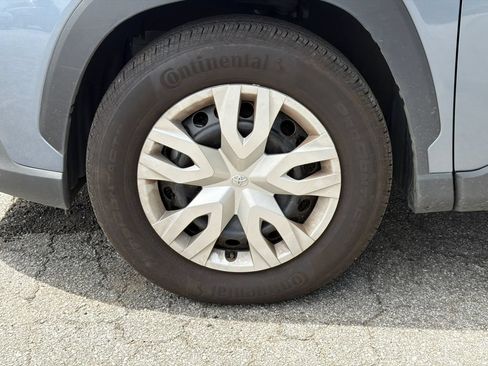 Used 2026 Toyota Corolla Cross L FWD image 12