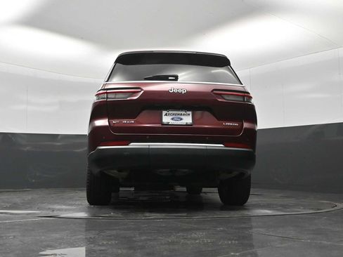 Used 2022 Jeep Grand Cherokee L Laredo w/ Luxury Tech Group I AWD/4WD image 20