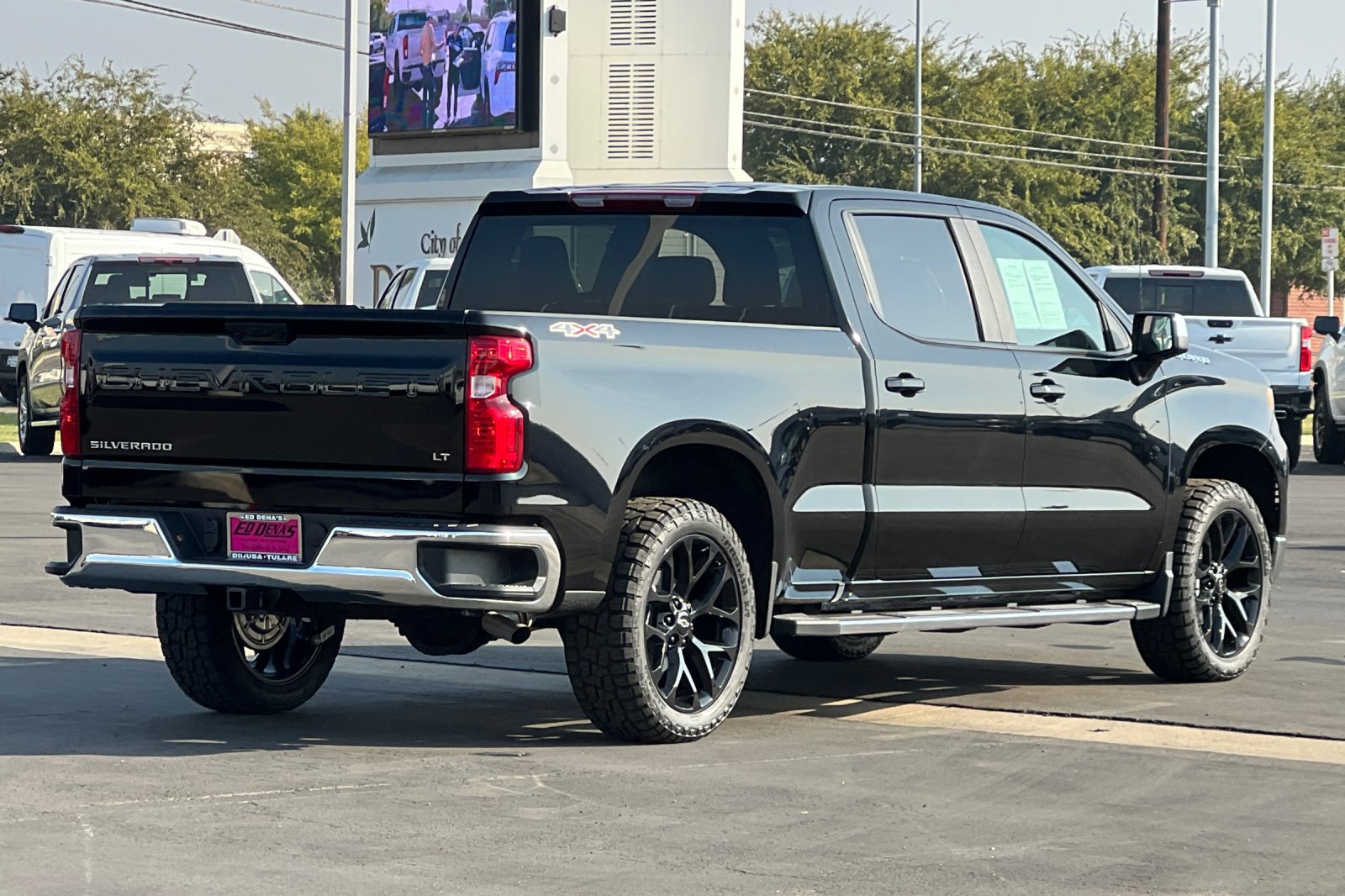 Used 2026 Chevrolet Silverado 1500 LT w/ Protection Package AWD/4WD image 4