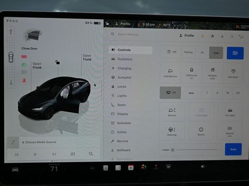 Used 2024 Tesla Model 3 Performance image 23