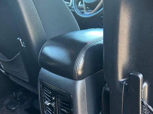 Used 2017 Jeep Grand Cherokee Laredo w/ Quick Order Package 2BE image 21