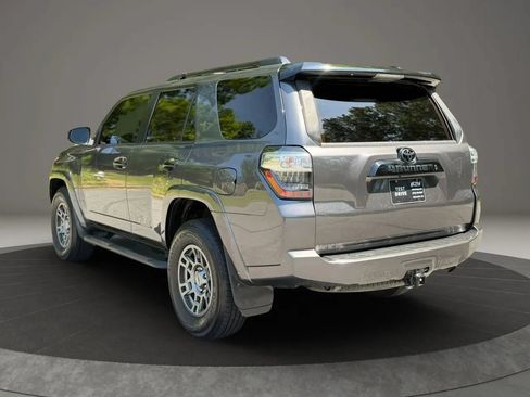 Used 2020 Toyota 4Runner Venture w/ Moonroof Package AWD/4WD image 4