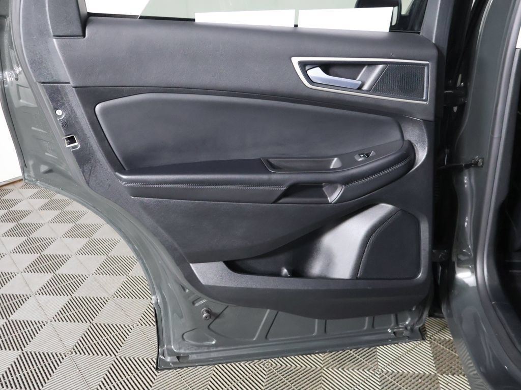 Used 2024 Ford Edge SEL w/ Convenience Package AWD/4WD image 24