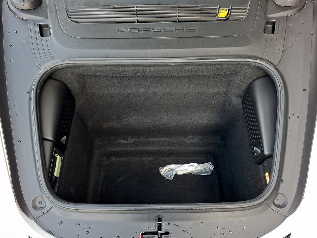 Used 2016 Porsche Cayman GT4 RWD image 27