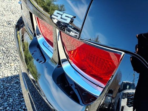 Used 2011 Chevrolet Camaro SS image 8