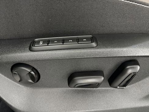 New 2026 Volkswagen Atlas SEL image 17