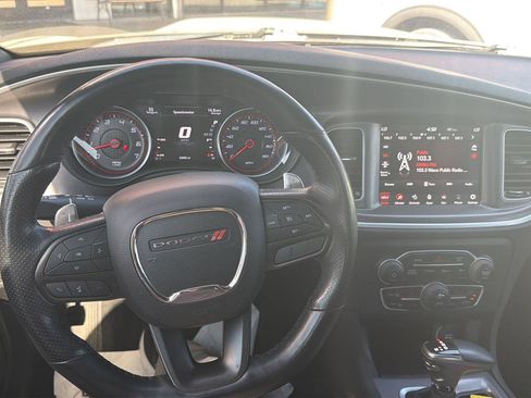 Used 2021 Dodge Charger Scat Pack w/ Dynamics Package RWD image 20