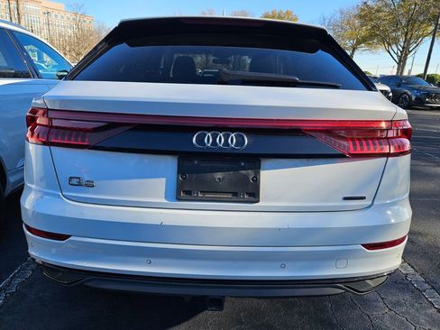 Used 2021 Audi Q8 Premium w/ Black Optic Package image 7