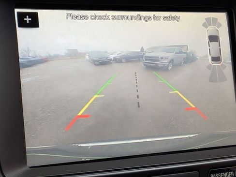 Used 2018 Ford Explorer XLT w/ Equipment Group 202A image 23