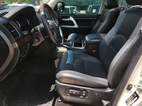 Used 2021 Toyota Land Cruiser AWD/4WD image 19
