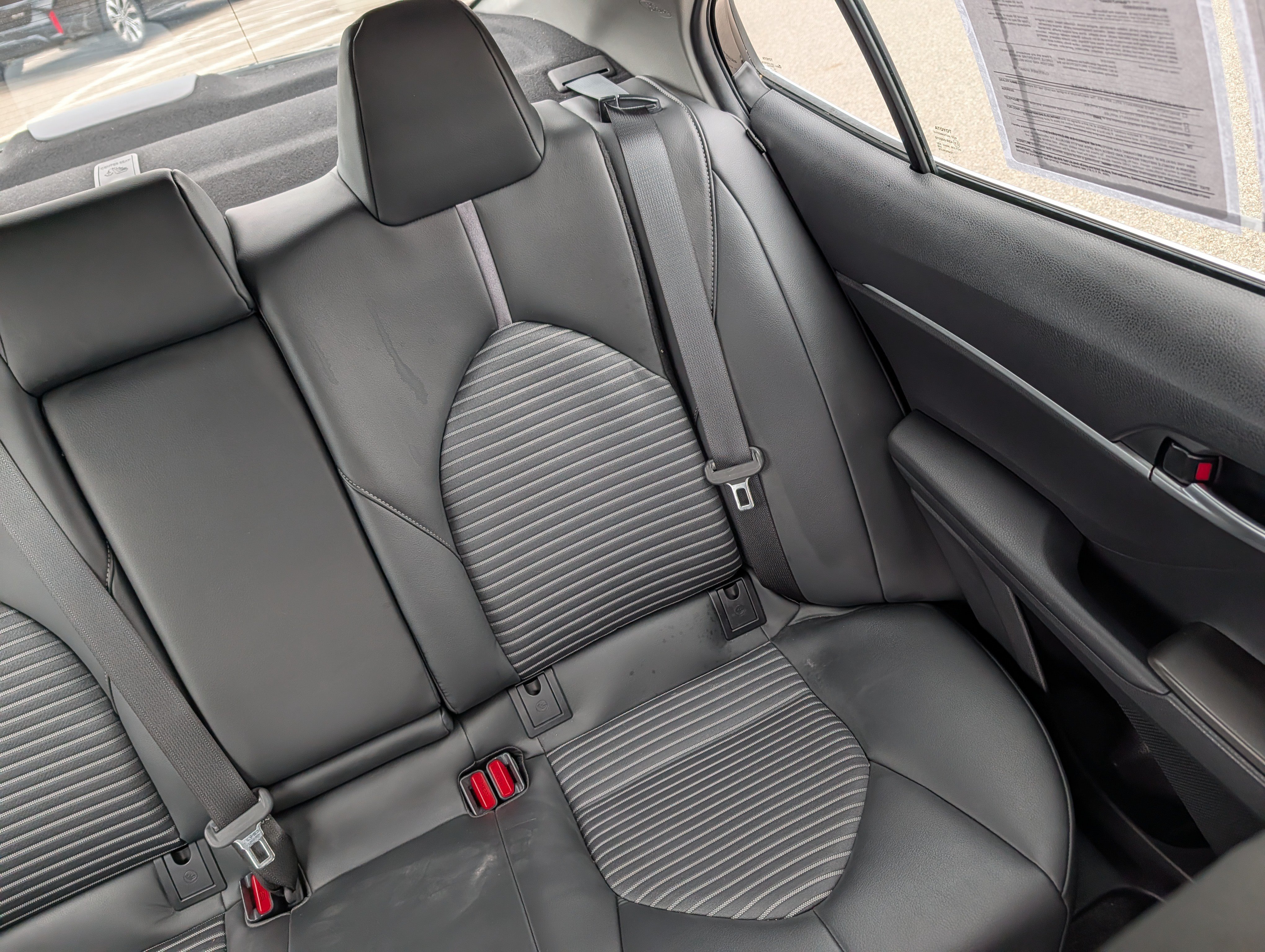 Used 2023 Toyota Camry SE FWD image 14