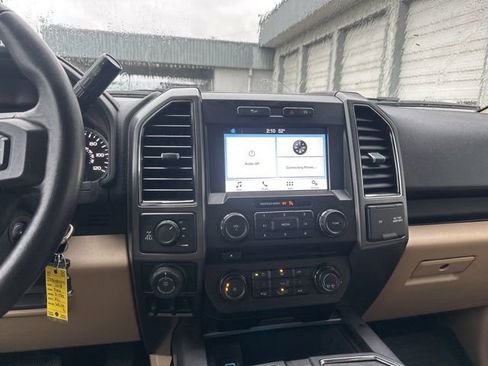 Used 2018 Ford F150 XLT w/ Equipment Group 302A Luxury image 20