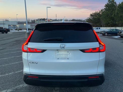 Certified 2025 Honda CR-V EX image 18
