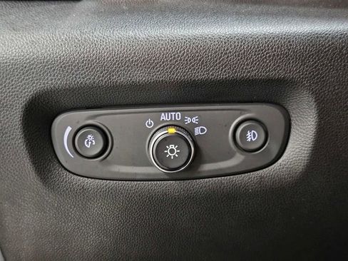 Used 2018 Chevrolet Traverse High Country w/ LPO, 'HIT The Road' Package image 38