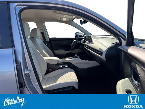 Certified 2024 Honda HR-V LX image 14