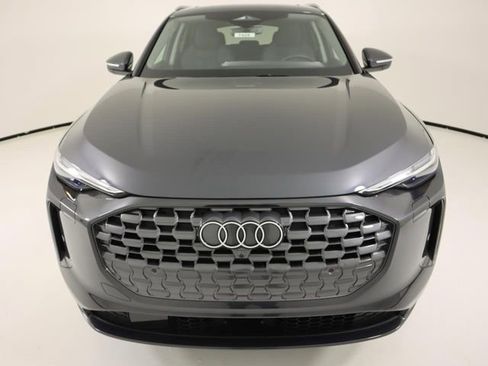 Used 2025 Audi Q5 Premium Plus AWD/4WD image 8