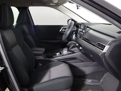 Used 2024 Mitsubishi Outlander ES FWD image 18