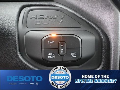 New 2026 RAM 3500 Big Horn AWD/4WD image 25