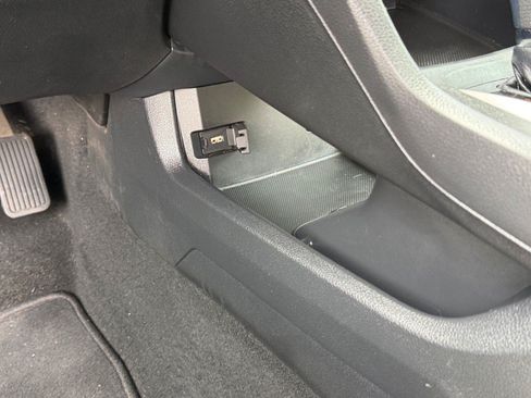Used 2019 Honda Civic EX image 28